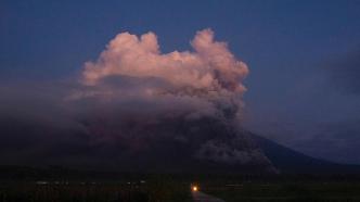 早安·世界｜印尼塞梅鲁火山喷发，近两千民众被疏散