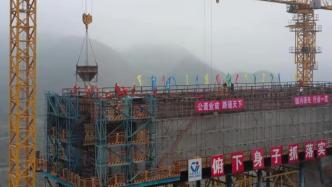 贵州黔西南金州大桥主墩封顶，预计2023年10月通车