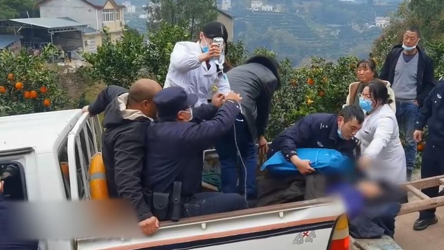 父子地窖施工缺氧昏迷,警醫緊急搶救