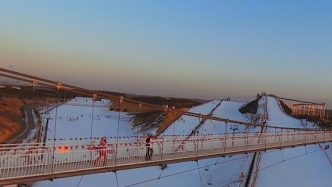 内蒙古鄂尔多斯滑雪季来临