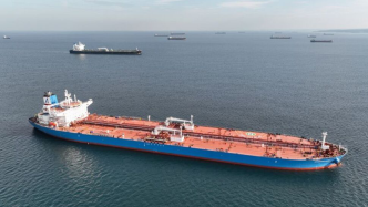 土耳其海峡20余艘油轮排长队，让全球石油市场雪上加霜？