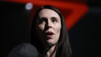 新西蘭總理低聲爆粗被錄下，罵政治對手“傲慢的混蛋”