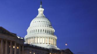 美国众议院通过法案以避免政府停摆