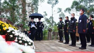 蒋正全烈士安葬仪式在重庆龙华烈士陵园举行，曾勇救5名落水者