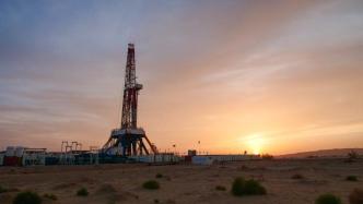 新疆油田油气当量首次突破1700万吨，创历史之最