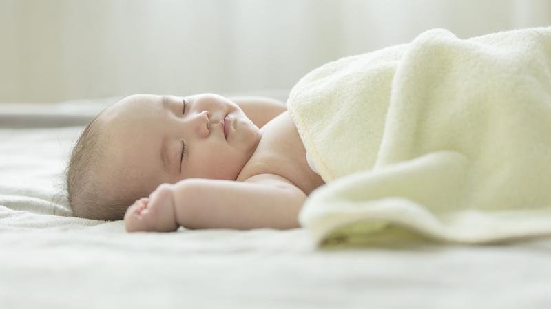专家科普丨新生儿轻度感染新冠如何居家治疗？