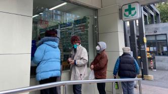 记者探访上海多家药店：抗原、退烧药都有了，蒙脱石散售罄