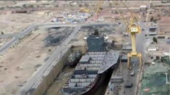 美媒：伊朗正在将两艘商船改造成无人机航母