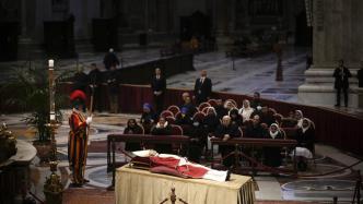 前罗马天主教教皇本笃十六世葬礼今举行，出席者或达10万人