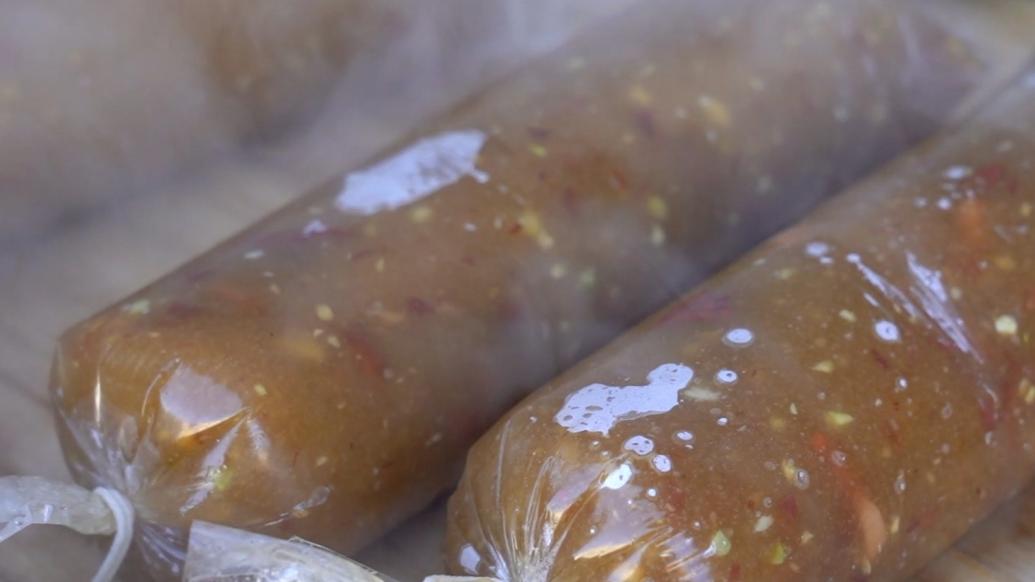 千城百味：河北曲陽傳統(tǒng)美食驢肉燜子