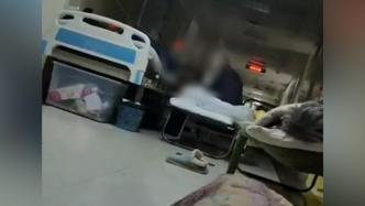 住院老人把床鋪讓給陪護兒子：心疼整日照顧