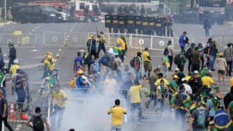 外媒：巴西执法人员已在首都骚乱中逮捕400多人