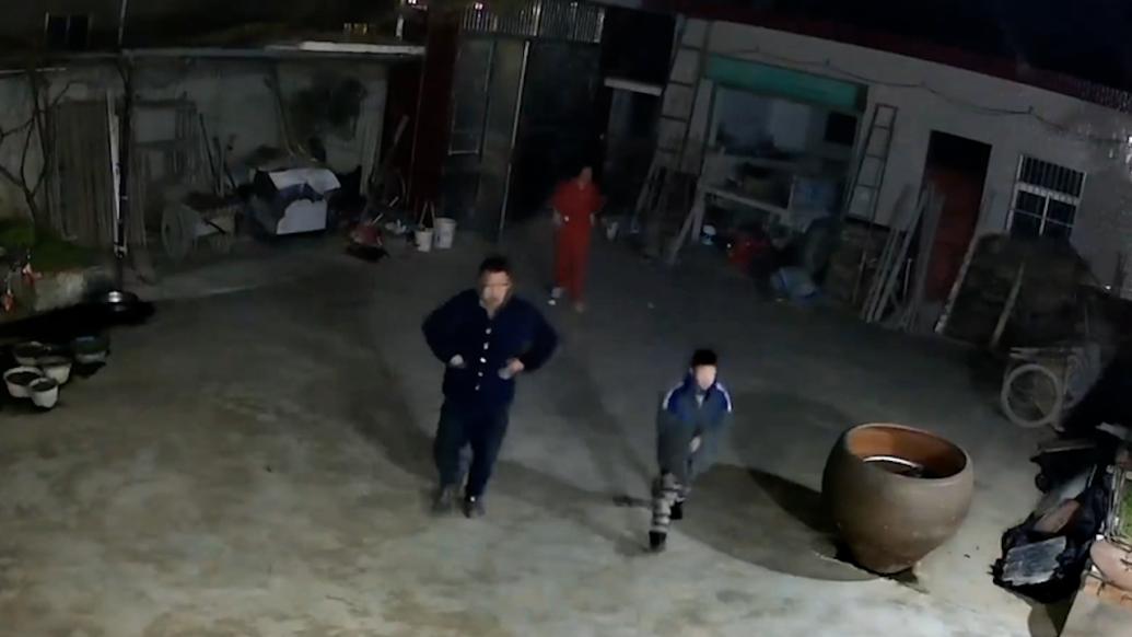 十分钟内十名亲人回家看老人，亲属：88岁奶奶突然不舒服