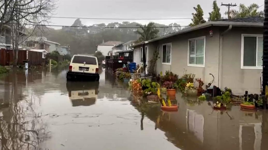 美国加州洪水和强风已致14人死亡
