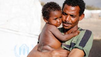 早安·世界｜也门冲突第八年：冬季让流离失所者面临生存挑战