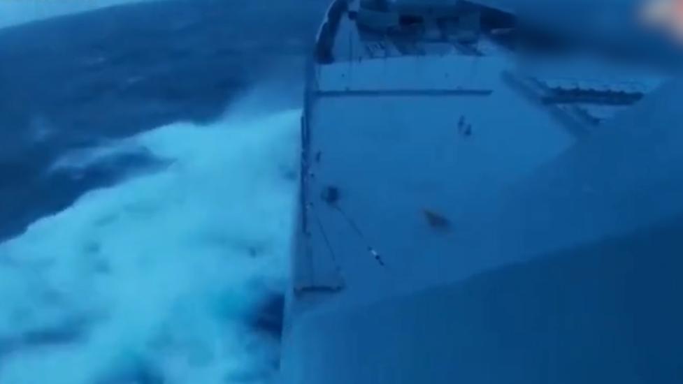 俄国防部：“戈尔什科夫海军元帅”号护卫舰完成对空防御演习
