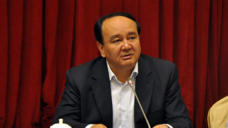 努尔兰·阿不都满金当选新疆维吾尔自治区政协主席