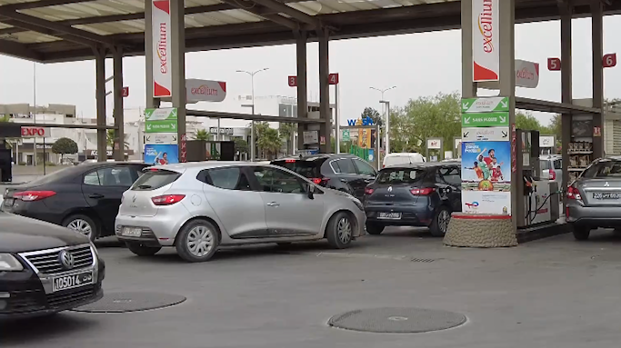 突尼斯政府称将逐步取消对汽油、柴油的高额补贴