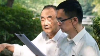 天才翻译家金晓宇的父亲去世，遗体将捐献