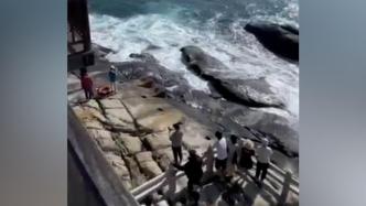 海南分界洲岛有人溺水，旅游的荆门蓝天救援队队员下海施救