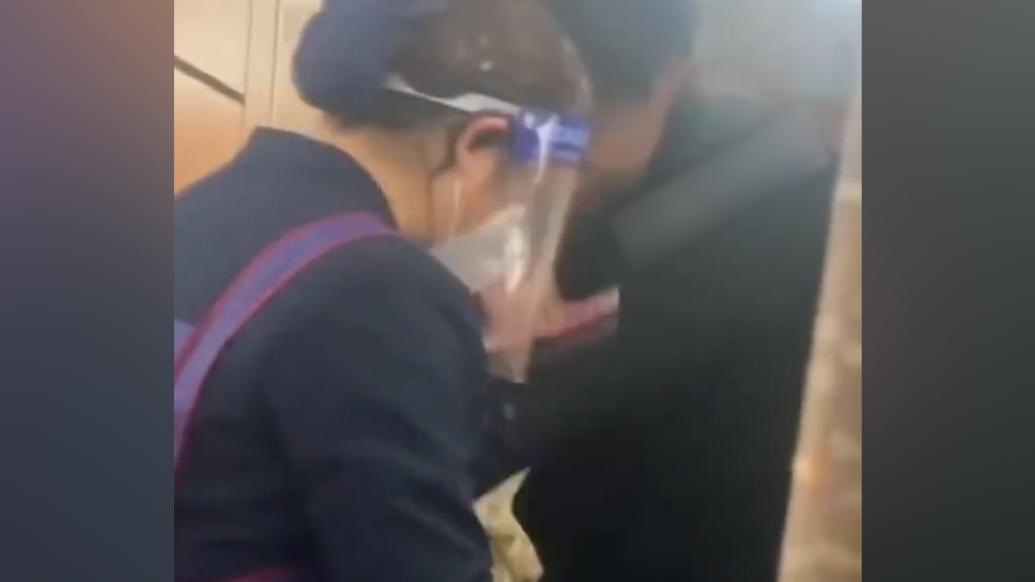 獨臂大叔以最高禮儀感謝打掃阿姨