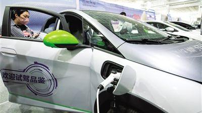商务部：2022年下半年汽车销量止跌回升，新能源汽车占比增至1/4