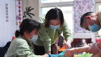 中国“Z世代”助浴师越来越多：望更多人参与养老服务工作