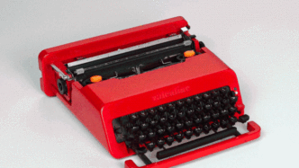红色情人节打字机，他将共鸣、愉悦、情绪带入设计