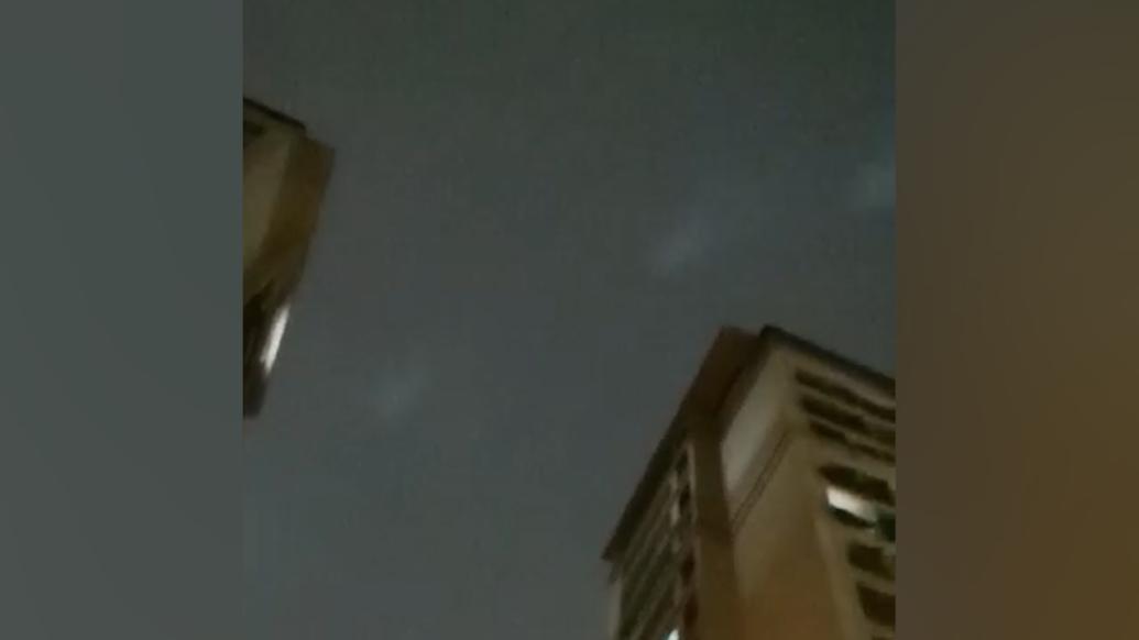 宣城市民称天空出现不明物体，气象台：可能是城市灯光