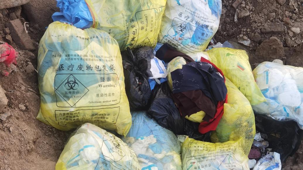 鎮(zhèn)政府回應(yīng)掩埋醫(yī)療廢棄物：連夜成立專班，已無害處理