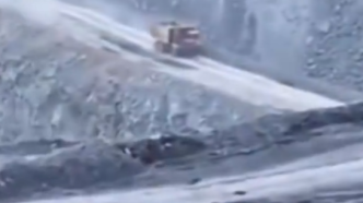 内蒙古新井煤矿山体滑坡：已救出8人，其中2人已无生命体征