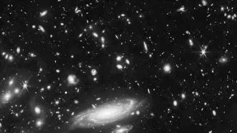 韦布发现6个“不应存在”的古老大星系，可能颠覆已有宇宙模型
