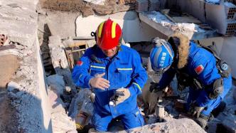 队员回忆在土耳其震区救援经历：遗憾没救出更多人