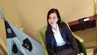 听障女性在杭州找到工作：幼年留守患耳炎