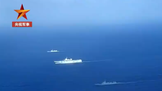 两栖攻击舰海南舰首次进行远海训练，进入西太平洋等海域