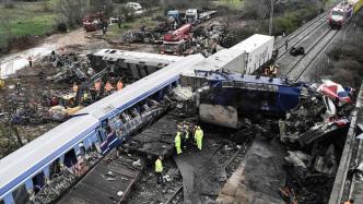 被控多项罪名，希腊列车相撞事故车站站长出庭受审