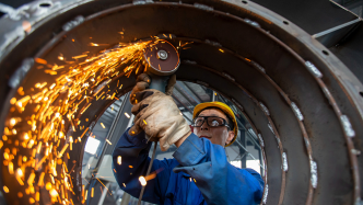 理直气壮地为民营经济正名