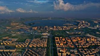 袁国华代表谈滴水湖金融湾建设：致力于打造上海第三极金融集聚区