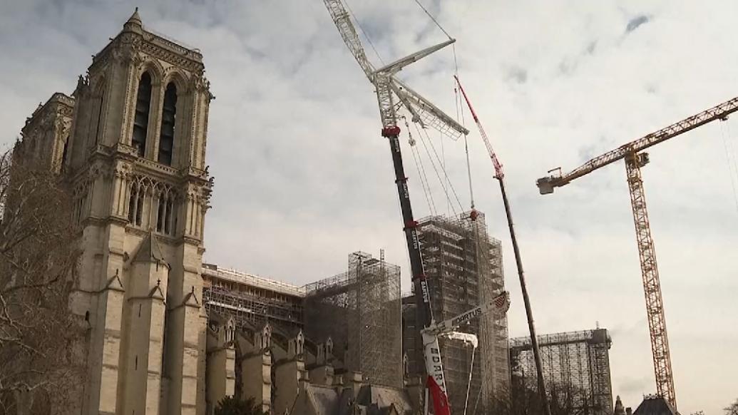 巴黎圣母院举办展览介绍修复工作进展，力争明年重新开放
