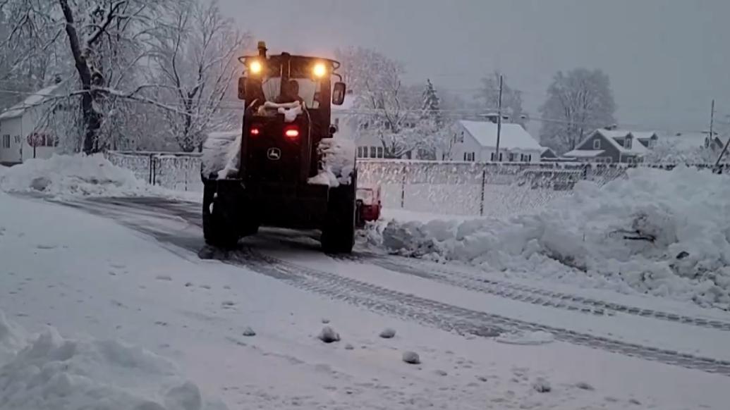 风暴来袭！美国多州持续遭遇恶劣天气