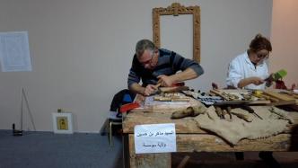 突尼斯举办传统手工艺展览