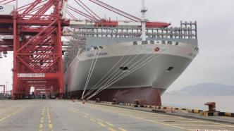 大型集装箱货轮频靠洋山港，边检建立体化智能防控体系