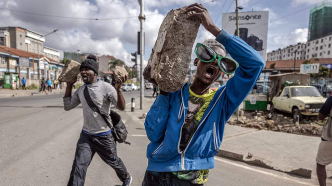 通胀高企食品价格飞涨，肯尼亚多地爆发示威活动引发街头冲突