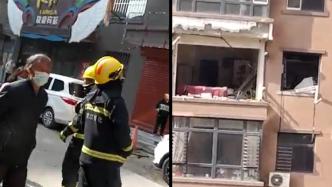 肇东一住户窗户被炸飞，物业：疑因充气垫充气过量，电梯也炸坏