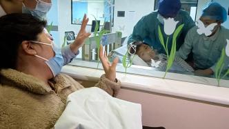 长沙一位聋哑妈妈割肝救子，护士自学手语方便沟通