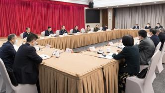 龚正市长出席上海市双拥工作领导小组会议，开创拥军优属、拥政爱民新局面
