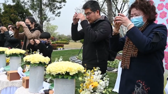 珍爱生命温情送别，上海癌症康复俱乐部举行花坛集体送别仪式
