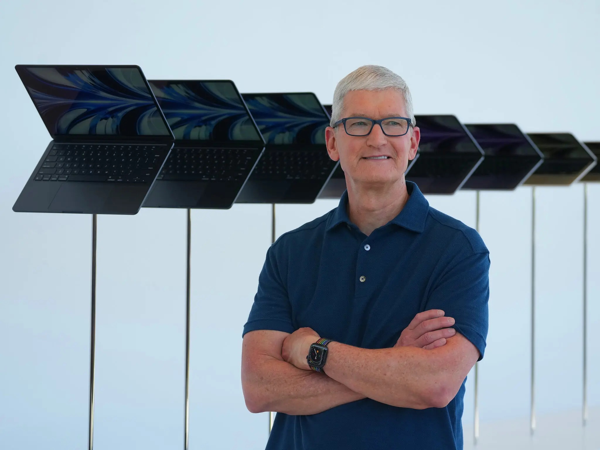 苹果公司首席执行官蒂姆·库克去年说，在不久的将来，“你会想，如果没有AR技术，你是如何生活的，就像今天你想： 没有互联网，像我这样的人是怎么长大的？”