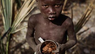 图记·南苏丹之困②｜难民危机：极端天气的频繁出现加剧饥荒