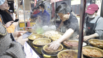 上海最大露天夜市整改后如何？规范却不失烟火气